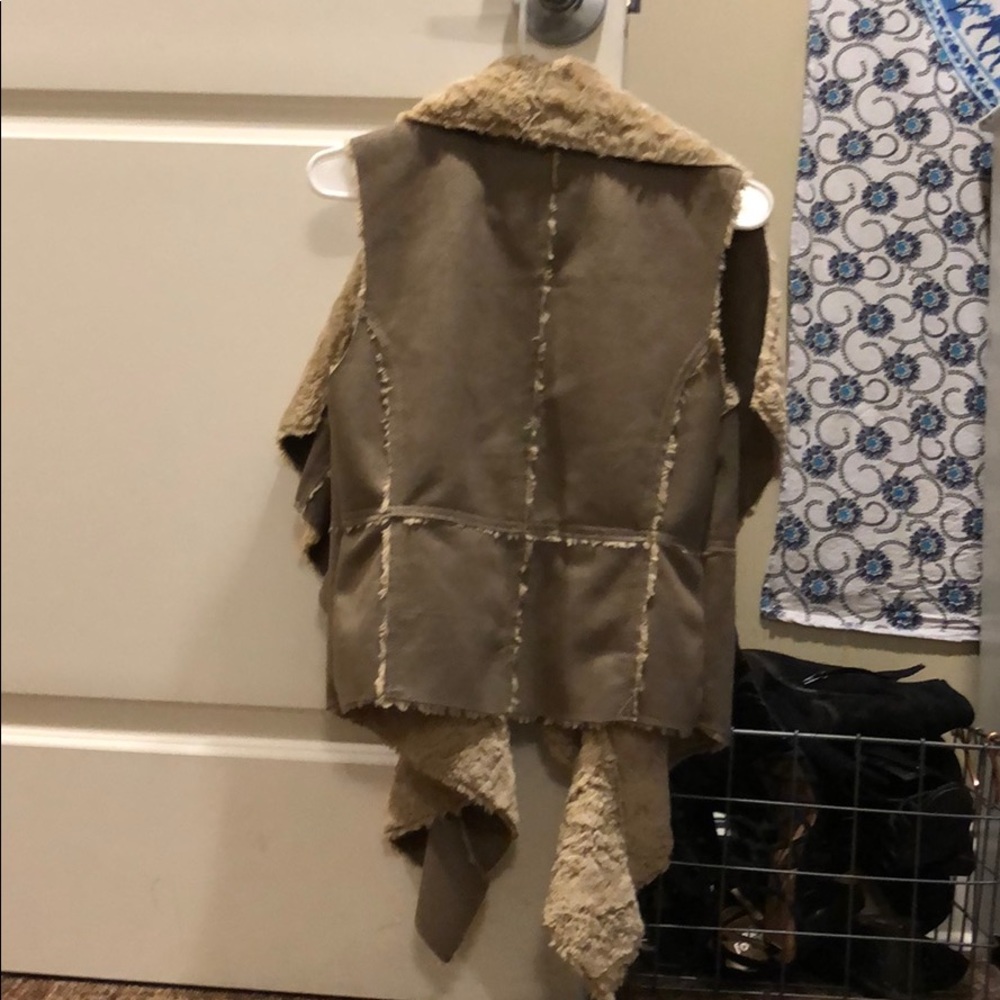 Dylan vest - Picture 4 of 4